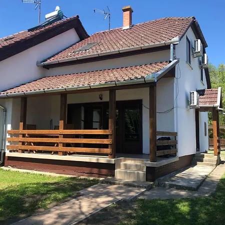 Horgony Szallas Apartment